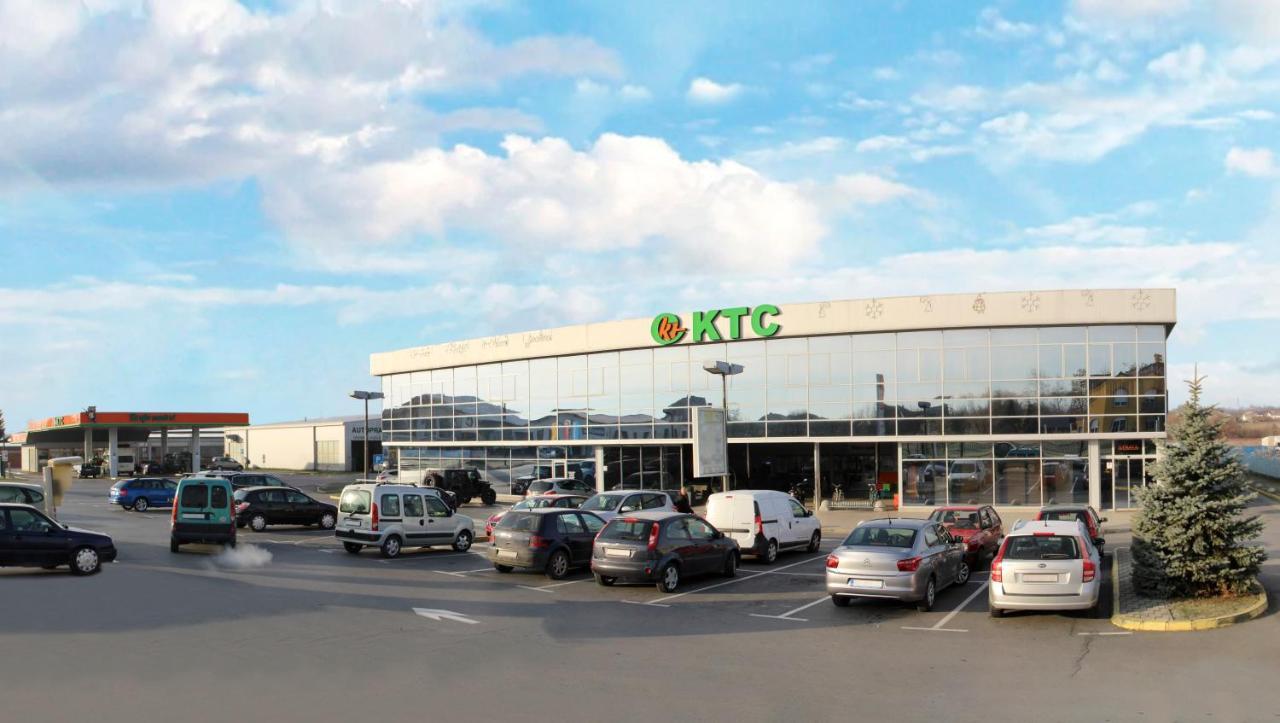 Apartments & Rooms Krizevci Экстерьер фото